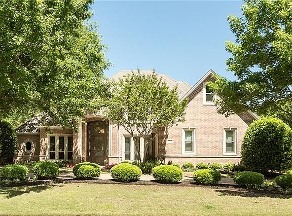 2nd image of 714 Aberdeen Way