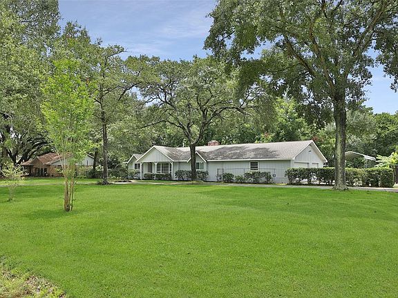 Huge Corner lot with mature trees
