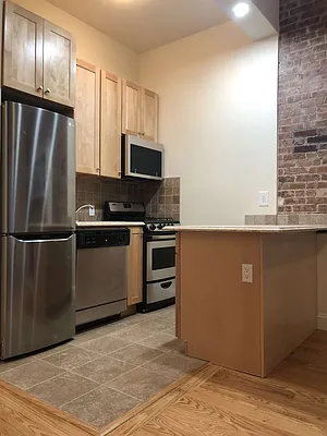 Rented by Luxor Homes & Investment Realty | media 19