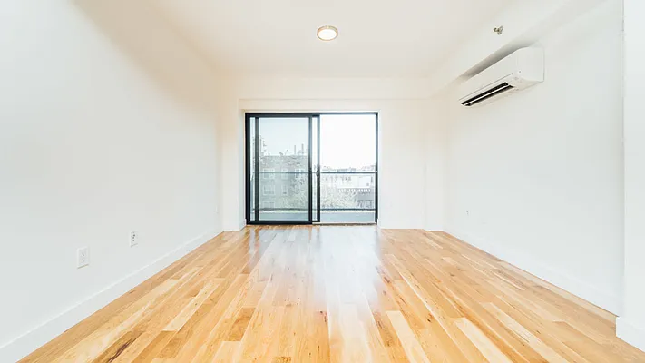 Rented by Nooklyn NYC LLC | media 21