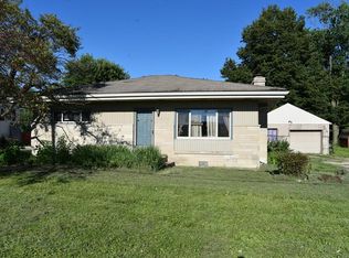 504 N Dan Jones Rd, Plainfield, IN 46168