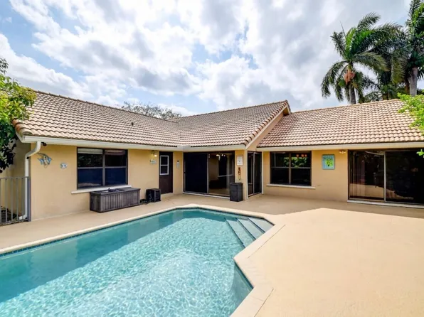 9577 Majestic Way, Boynton Beach, FL 33437