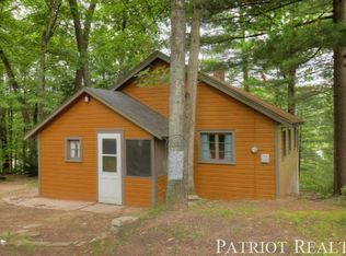 9655 S Peninsula Dr, Grant, MI 49327