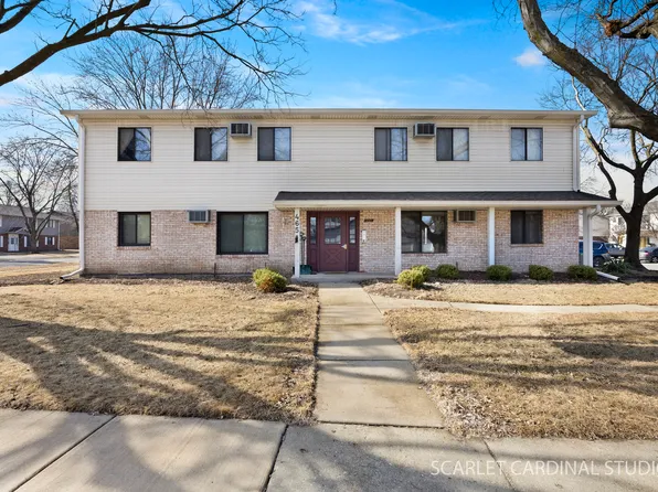 465 Echo Ln APT 2, Aurora, IL 60504
