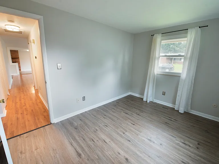 3700 Caracas Dr — Photo 25
