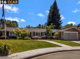 261 Ivy Pl, Orinda, CA 94563