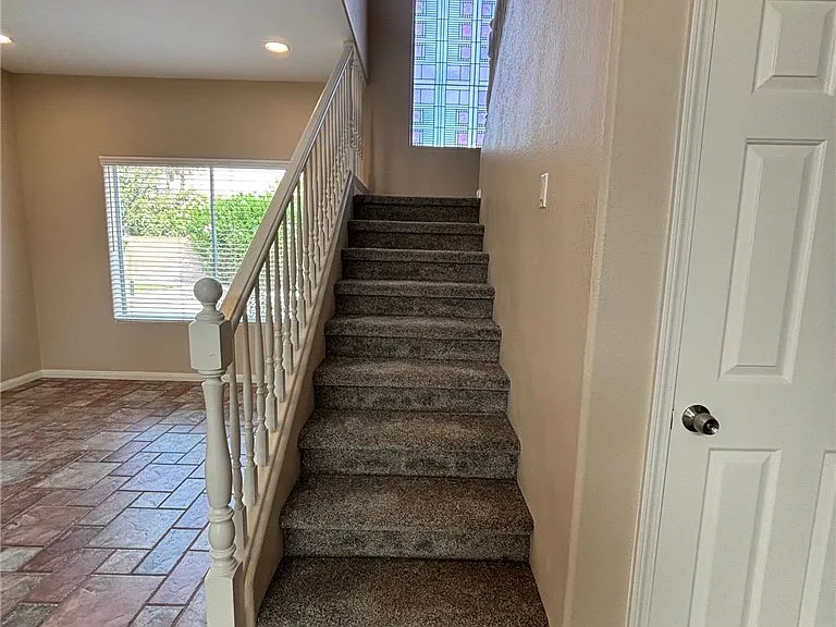 8585 Ebony Hills Way — Photo 21