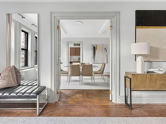 3rd image of 215 W 92nd St APT 7B