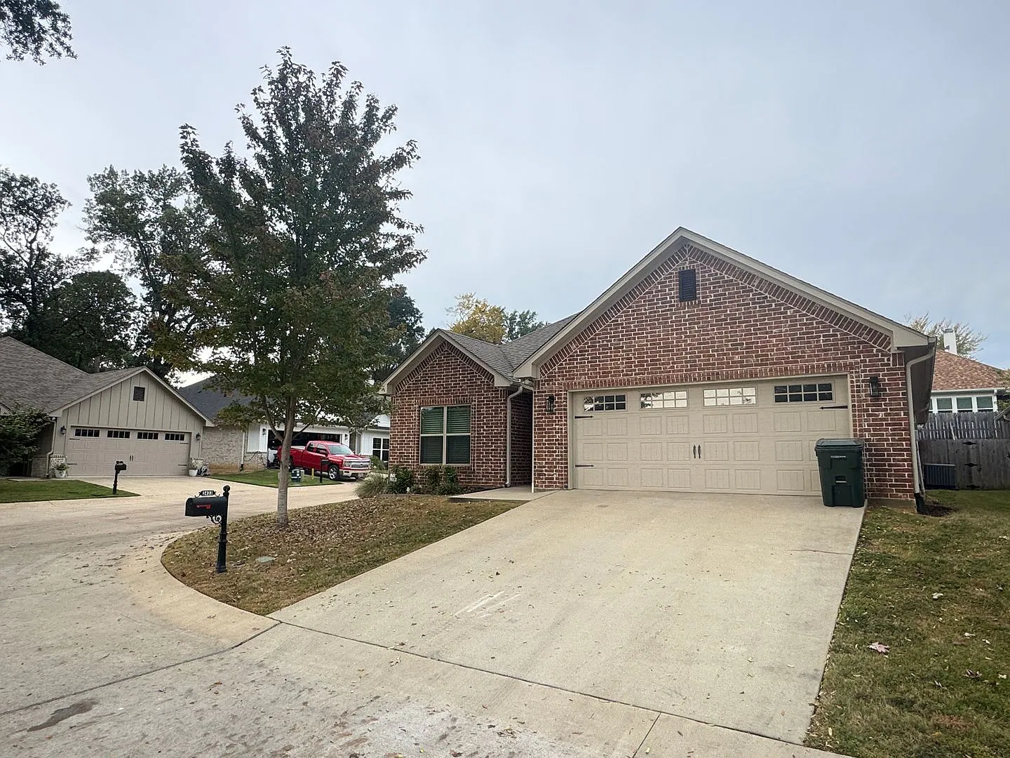3433 Cottage Court — Photo 3