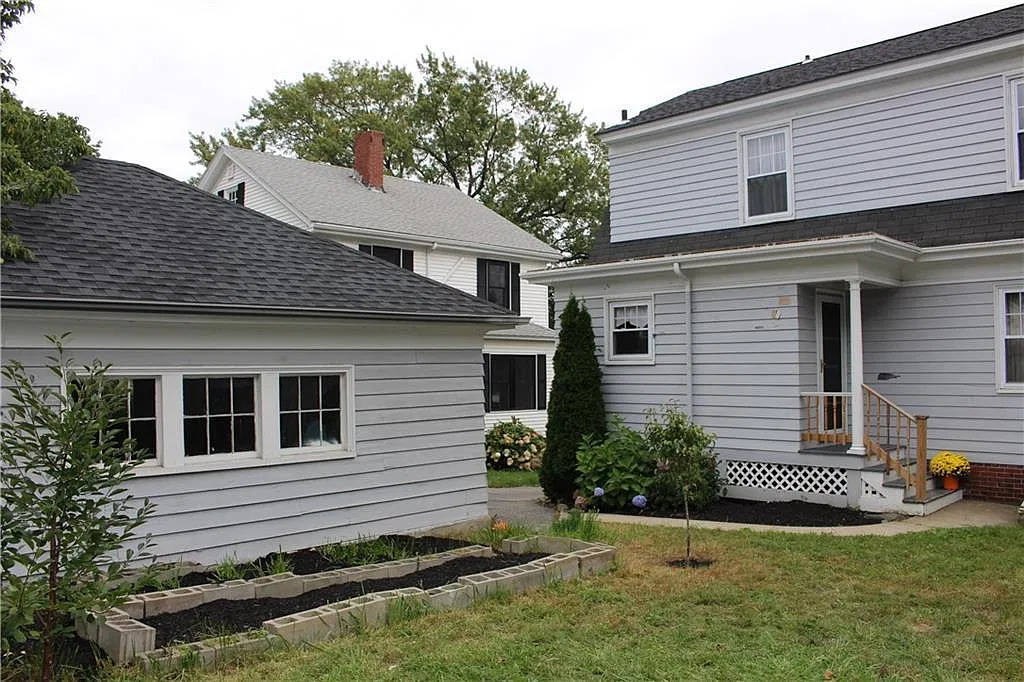 3 bed, 1650 sqft, $3,280 — Photo 3