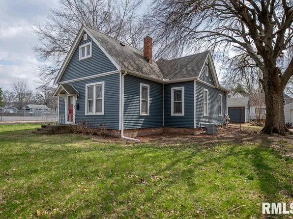322 Park Ave, Pekin, IL 61554