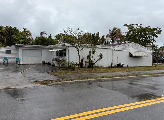 3rd image of 1029 Ardmore Road