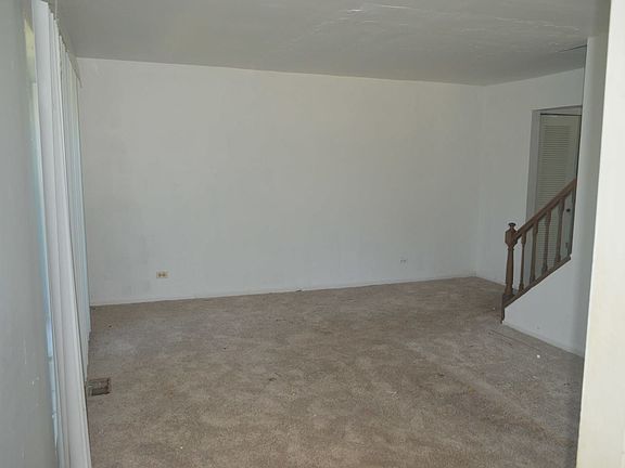 3rd image of 2310 Hyde Ct #2310