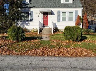 27 Frederick St, Warwick, RI 02888