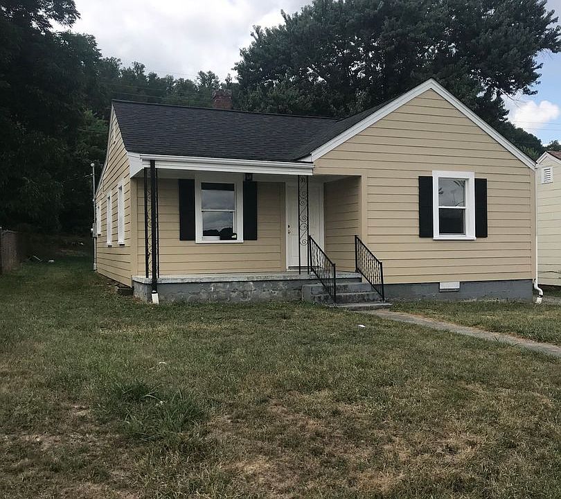 1st image of 311 Clement St