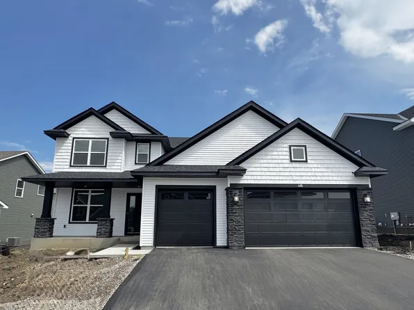 676 Sierra Pkwy, Waconia, MN 55387