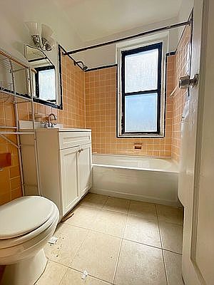 3rd image of 8320 Bay Pkwy #4