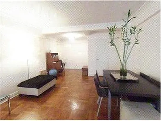 Rented by Douglas Elliman | media 14