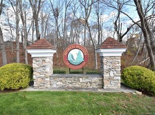 114 Northern Blvd #114, Colchester, CT 06415