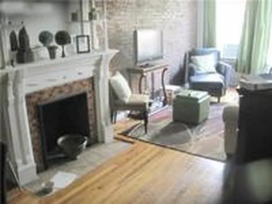 Rented by City Stop Realty | media 2