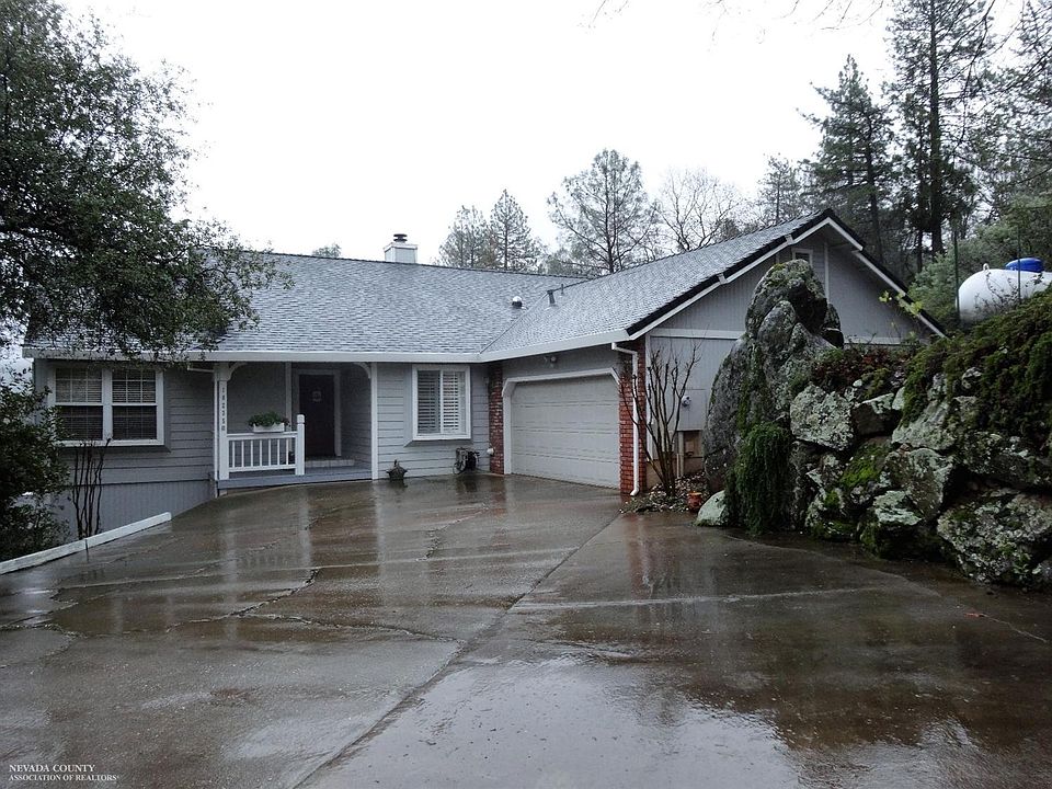 1st image of 18235 Fair Oaks Dr