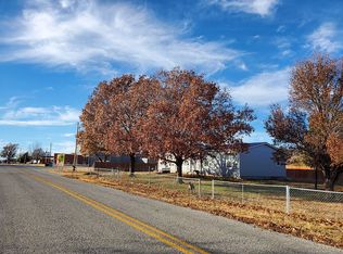 201 E Olive Ave, Windom, KS 67491
