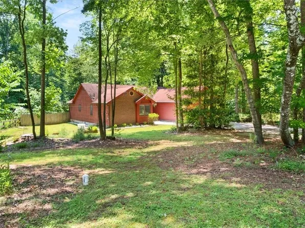 2945 Cardinal Lake Cir, Duluth, GA 30096