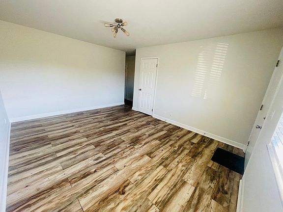 3rd image of 2400 Windage Dr #2-B
