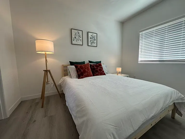 860 Adamsgrove Ave — Photo 6