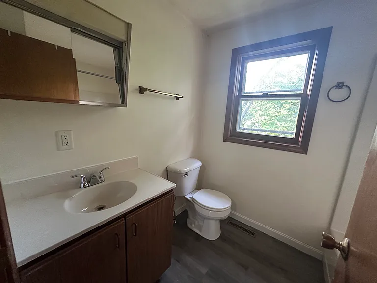 44 Gillis St #G — Photo 17
