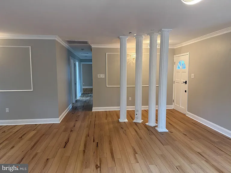 4140 Point Hollow Ln — Photo 8