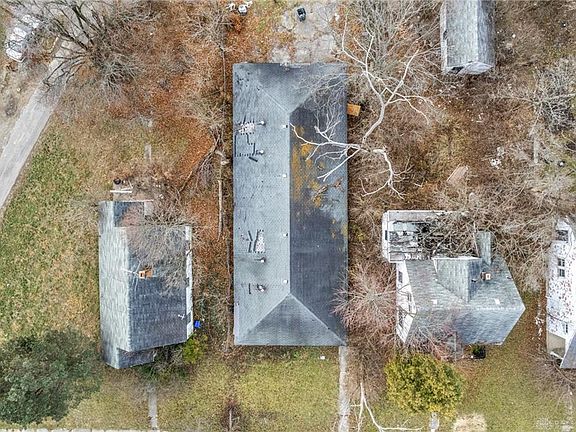 4th image of 925 Vernon Dr