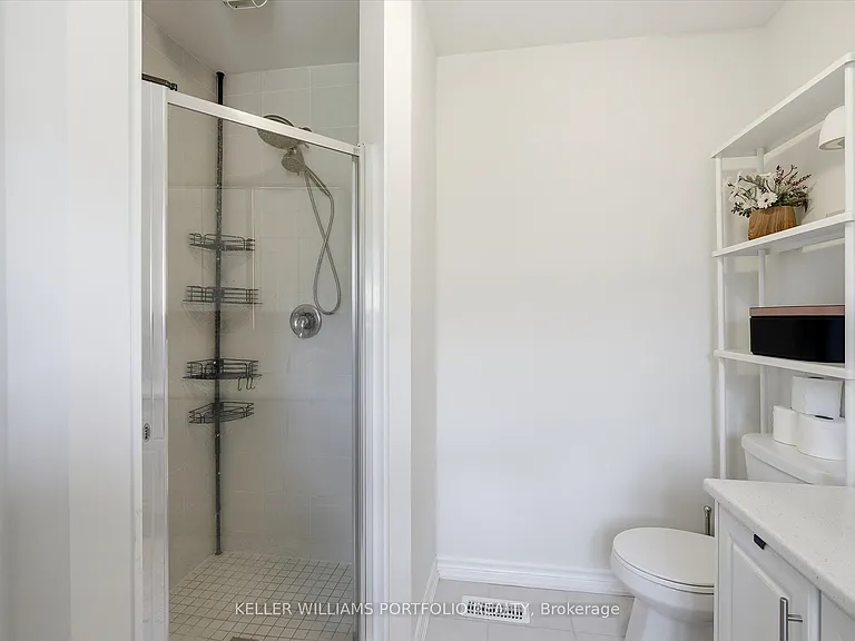 9 Viola St — Photo 30