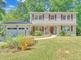 207 Queen Regent Ct, Blue Ridge, VA 24064