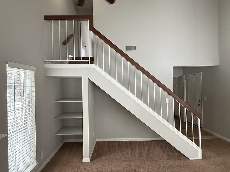 17467 Cedar Lake Cir — Photo 2