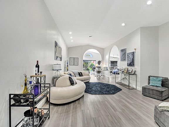 3rd image of 7946 Sailing Shores Terrace