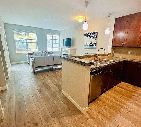 4th image of 16141 Cleveland St Unit 414