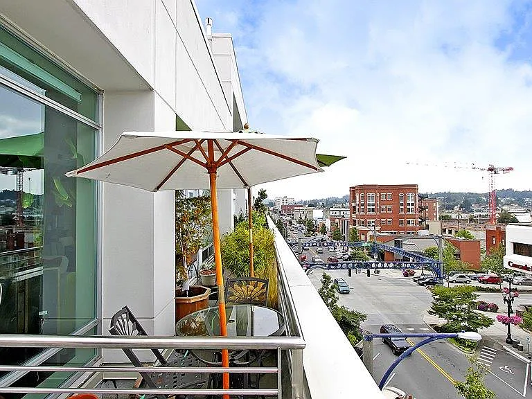 Aero Apartments — Photo 101