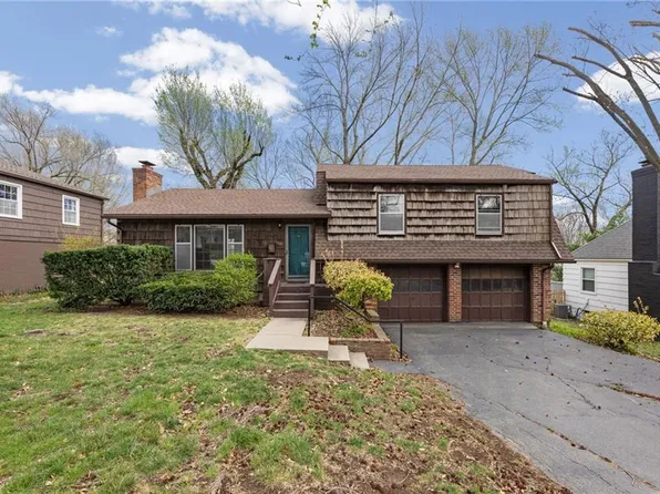 7545 Aberdeen St, Prairie Village, KS 66208