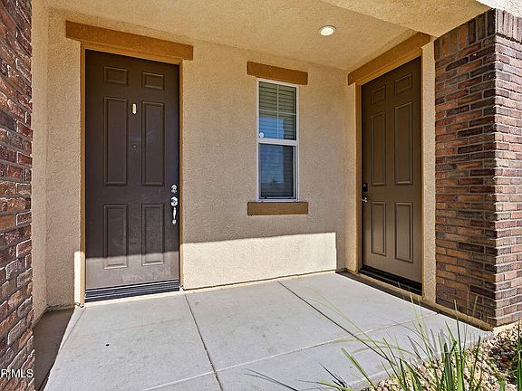 2nd image of 45652 Palm Ln