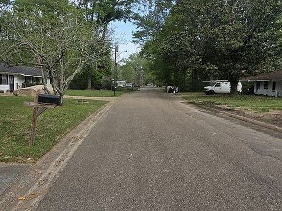 2nd image of 1151 Wooddell Dr