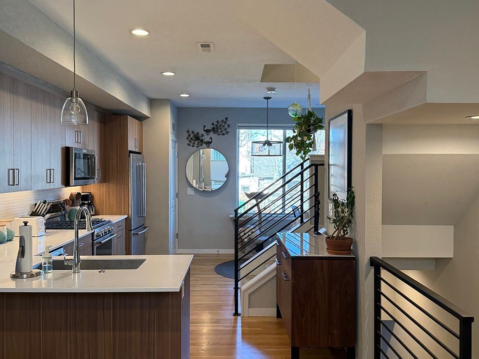 1st image of 90 N Galapago St #4