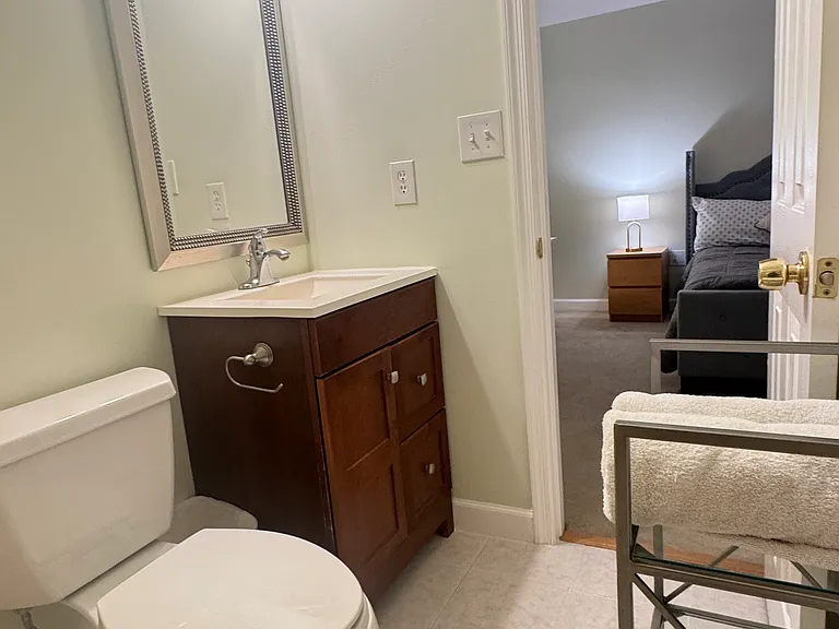 136 Spaulding Dr — Photo 2