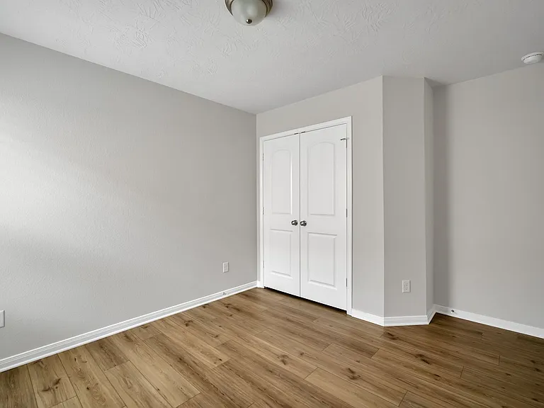 298 Brocks Ln — Photo 33