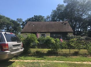 26 E Locust St, Central Islip, NY 11722