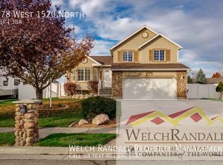878 W 1520 N, Clinton, UT 84015