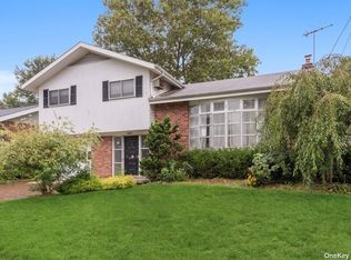 1841 Decatur Ave, Bellmore, NY 11710