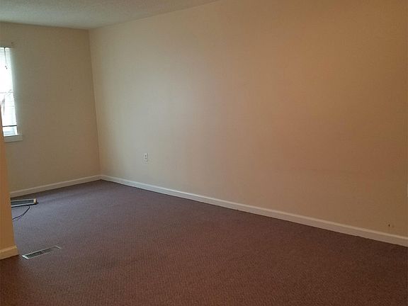 5th image of 707 S Oakwood Ave APT 5