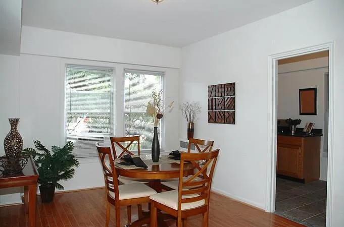 Private dining room next to kitchen
