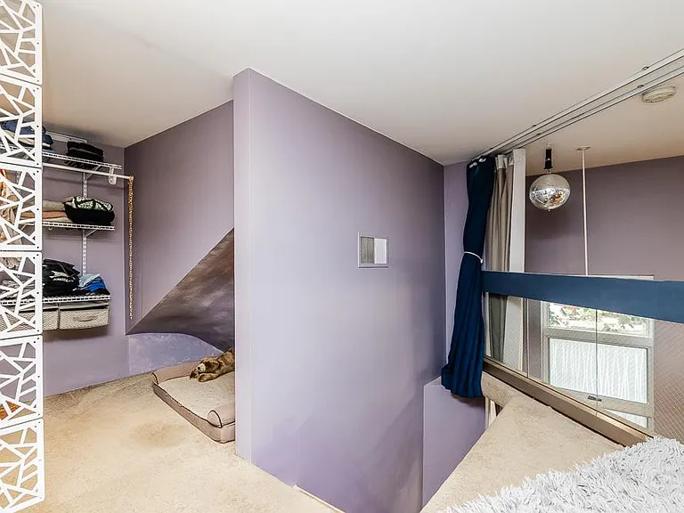 1037 W Dickens Ave — Photo 23